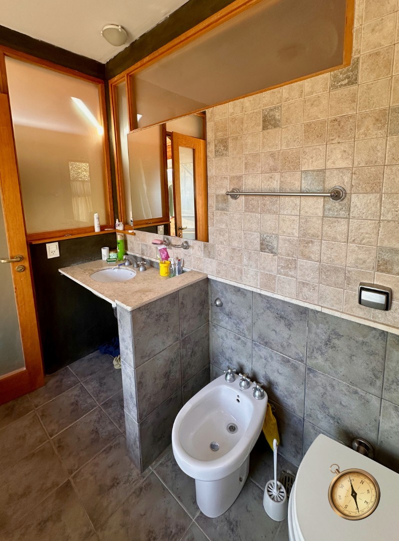 C271 - Casa de 1 dormitorio - 124 m2  en Lote de 2500 m2  - Handel