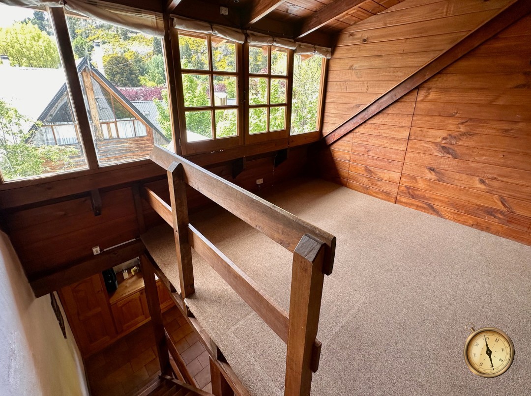 C272 - Casa de 3 dormitorios - 118 m2  en Lote de 500 m2  - Centro