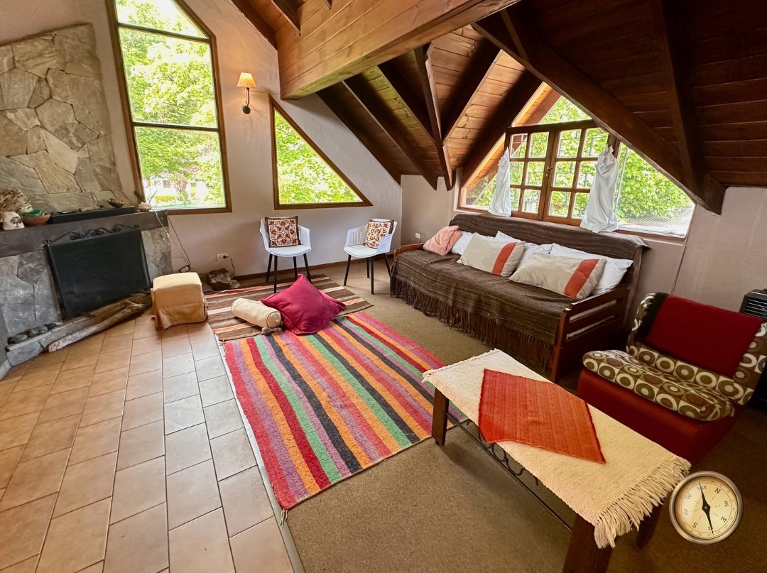 C272 - Casa de 3 dormitorios - 118 m2  en Lote de 500 m2  - Centro