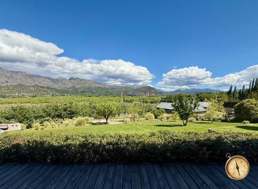 C275 - Casa de 3 dormitorios - 260 m2  en Lote de 3500 m2  - Callejon de GinGins