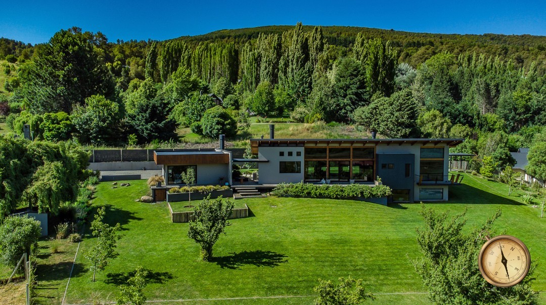 C275 - Casa de 3 dormitorios - 260 m2  en Lote de 3500 m2  - Callejon de GinGins