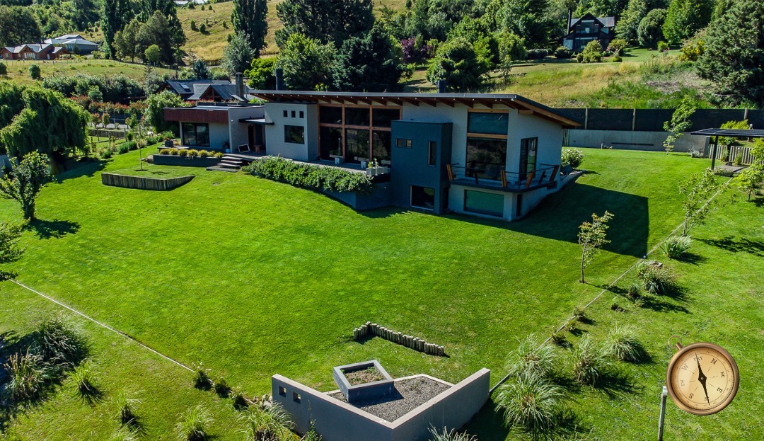 C275 - Casa de 3 dormitorios - 260 m2  en Lote de 3500 m2  - Callejon de GinGins