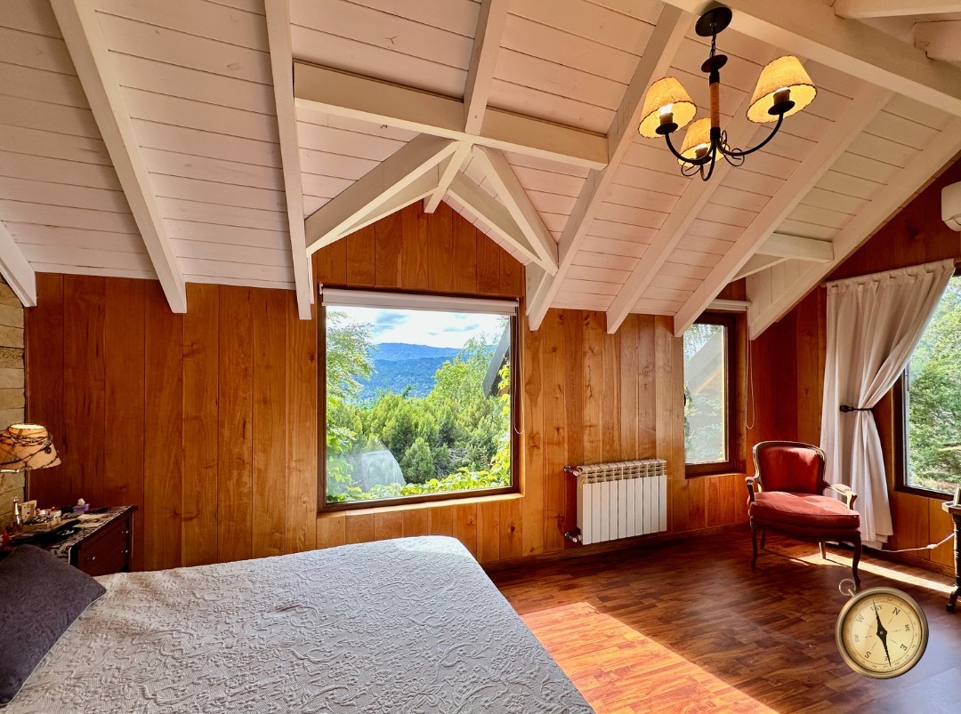 C276 - Casa de 5 dormitorios - 285 m2 mas garage de 50 m2  en Lote de 5016 m2  - Altos de Chapelco