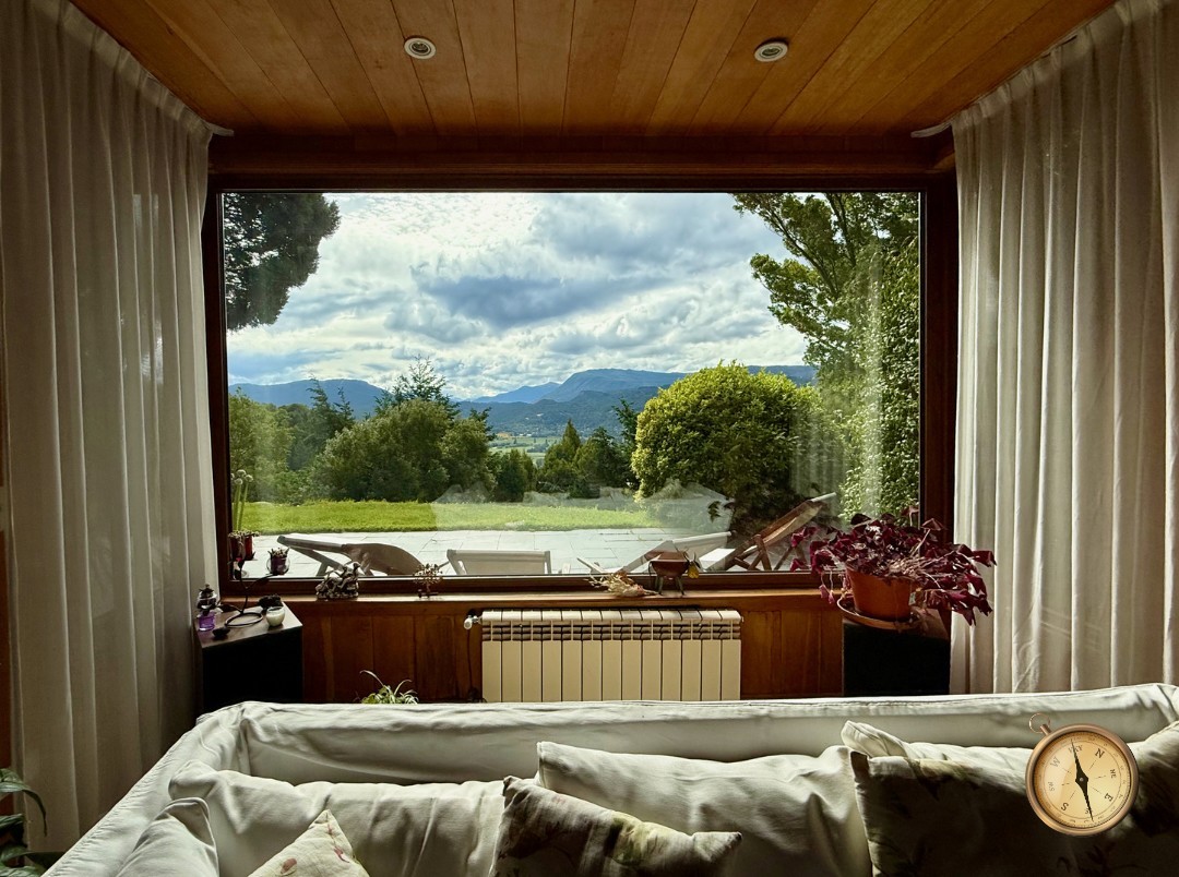 C276 - Casa de 5 dormitorios - 285 m2 mas garage de 50 m2  en Lote de 5016 m2  - Altos de Chapelco