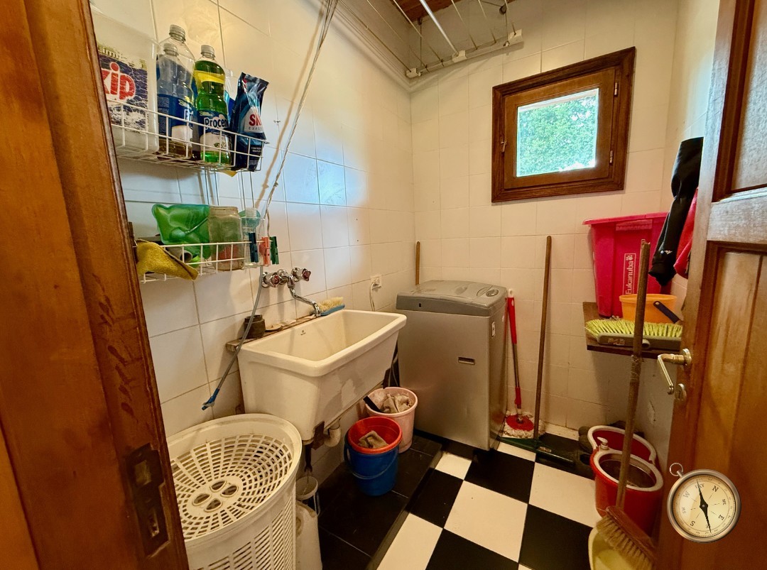 C276 - Casa de 5 dormitorios - 285 m2 mas garage de 50 m2  en Lote de 5016 m2  - Altos de Chapelco