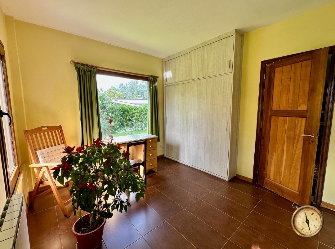 C276 - Casa de 5 dormitorios - 285 m2 mas garage de 50 m2  en Lote de 5016 m2  - Altos de Chapelco