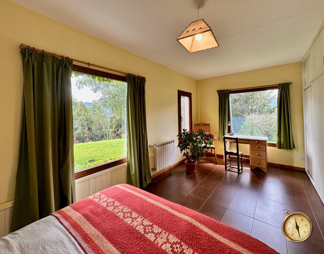 C276 - Casa de 5 dormitorios - 285 m2 mas garage de 50 m2  en Lote de 5016 m2  - Altos de Chapelco