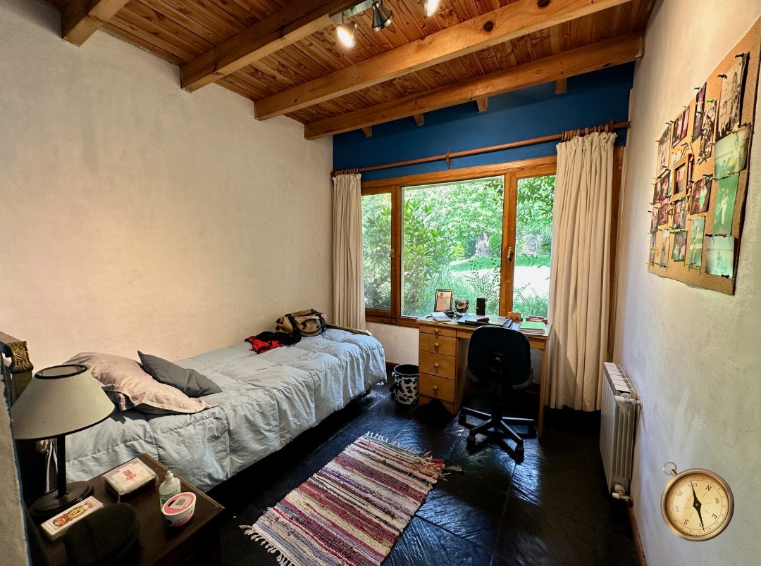 C276 - Casa de 5 dormitorios - 285 m2 mas garage de 50 m2  en Lote de 5016 m2  - Altos de Chapelco