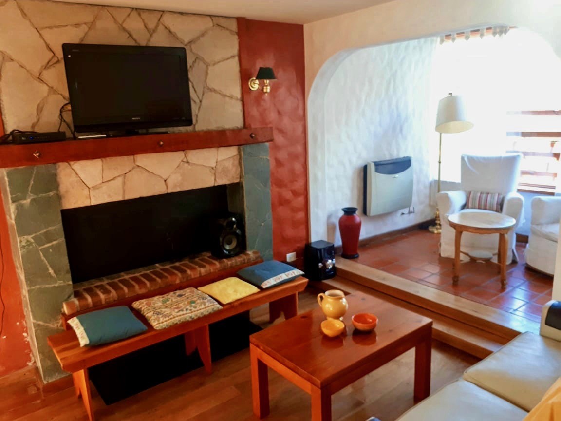 C142 Muy linda Casa de 113 m2 en lote de 470 m2 - Perez al 500 - Centro