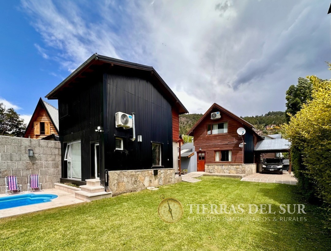 C234 - Casa y cabaña con jardin sobre el arroyo - 196 m2 - Cipreses 