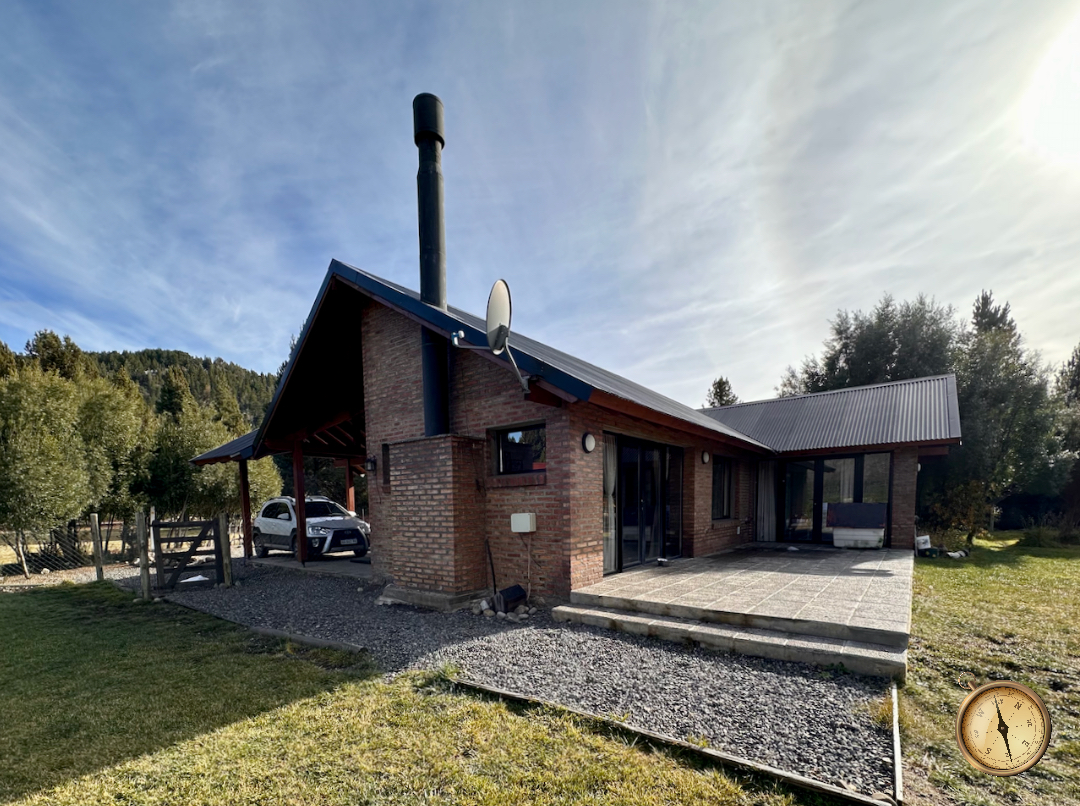 C245 - Muy linda casa de 90 m2 en lote de 2753 m2 - El Pegual 