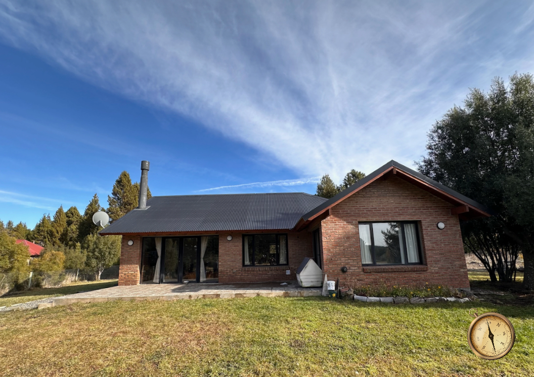 C245 - Muy linda casa de 90 m2 en lote de 2753 m2 - El Pegual 