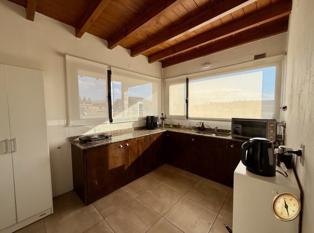 C260- Casa de dos dormitorios - 135 m2 en lote de 1513 m2  - Las Marias del Valle