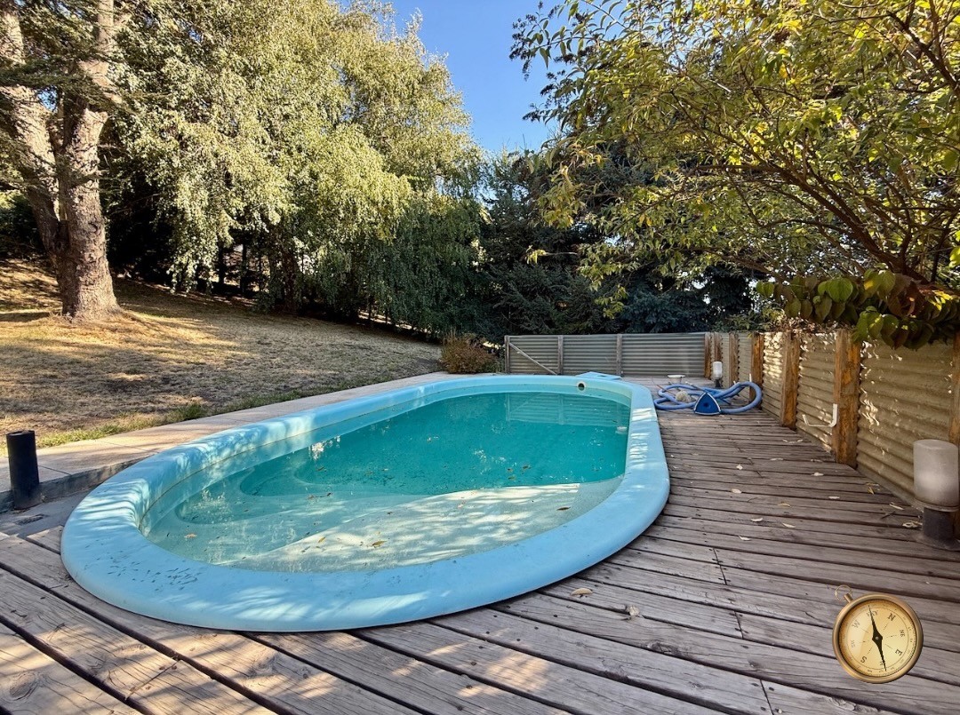 C259 - Casa de tres dormitorios - 230m2 en lote de 2163m2  - Faldeos del Chapelco 