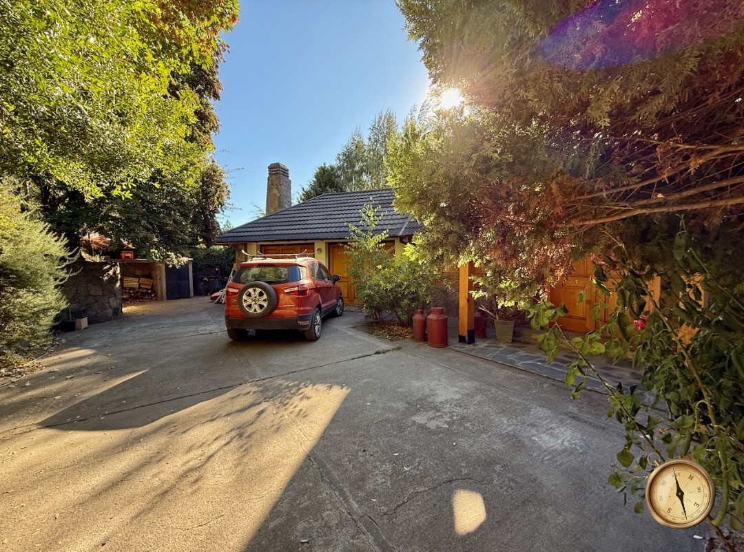 C259 - Casa de tres dormitorios - 230m2 en lote de 2163m2  - Faldeos del Chapelco 