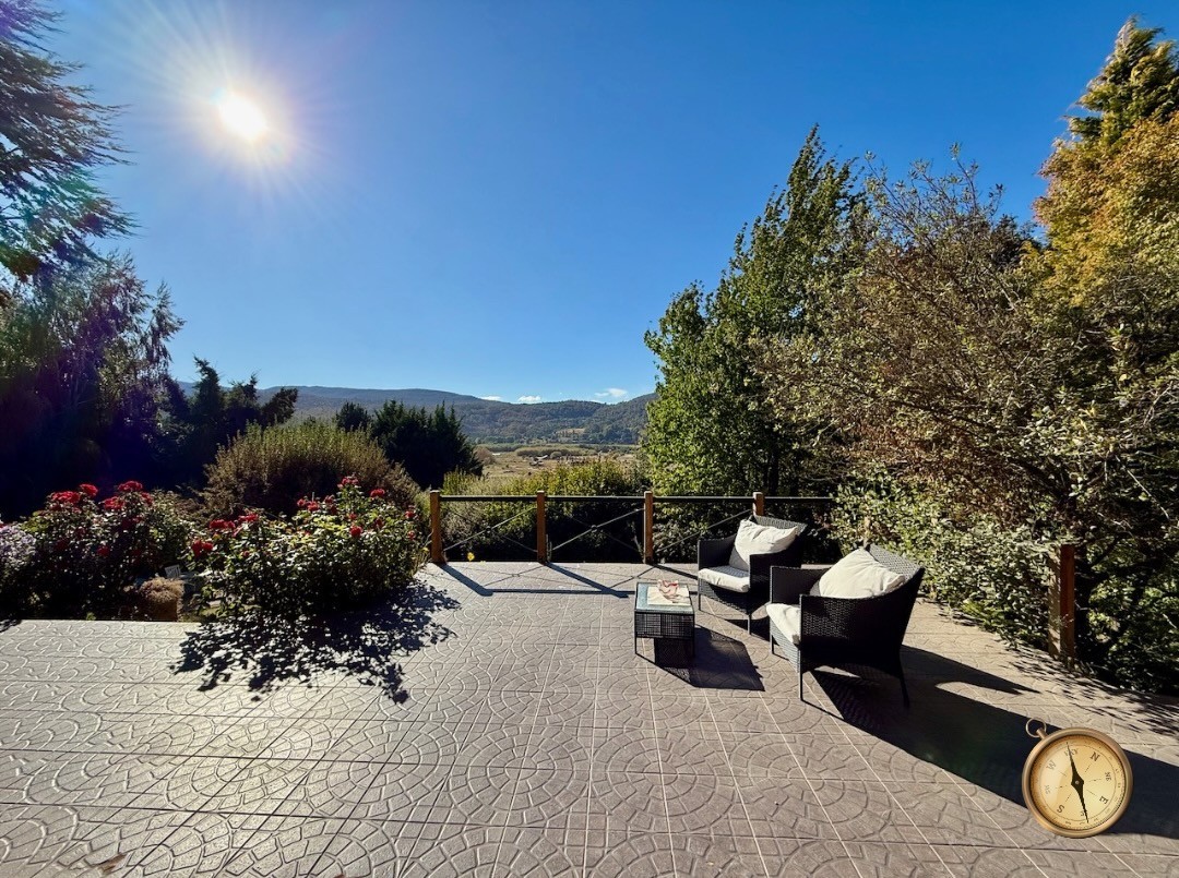 C259 - Casa de tres dormitorios - 230m2 en lote de 2163m2  - Faldeos del Chapelco 
