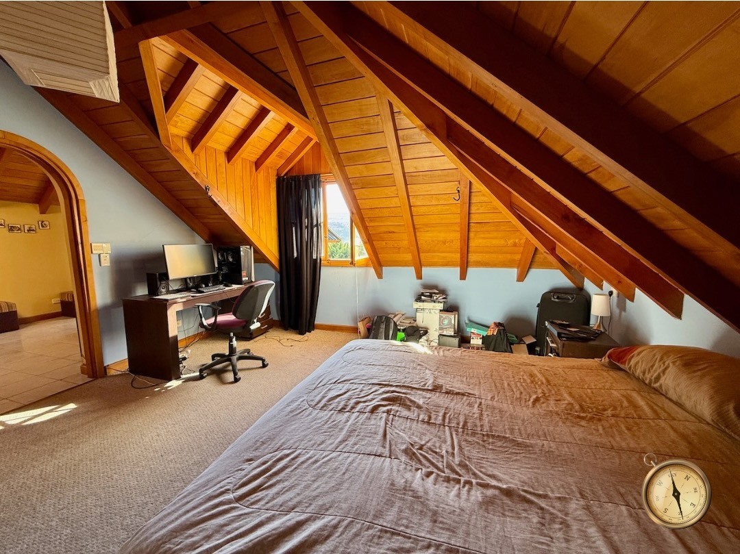 C259 - Casa de tres dormitorios - 230m2 en lote de 2163m2  - Faldeos del Chapelco 