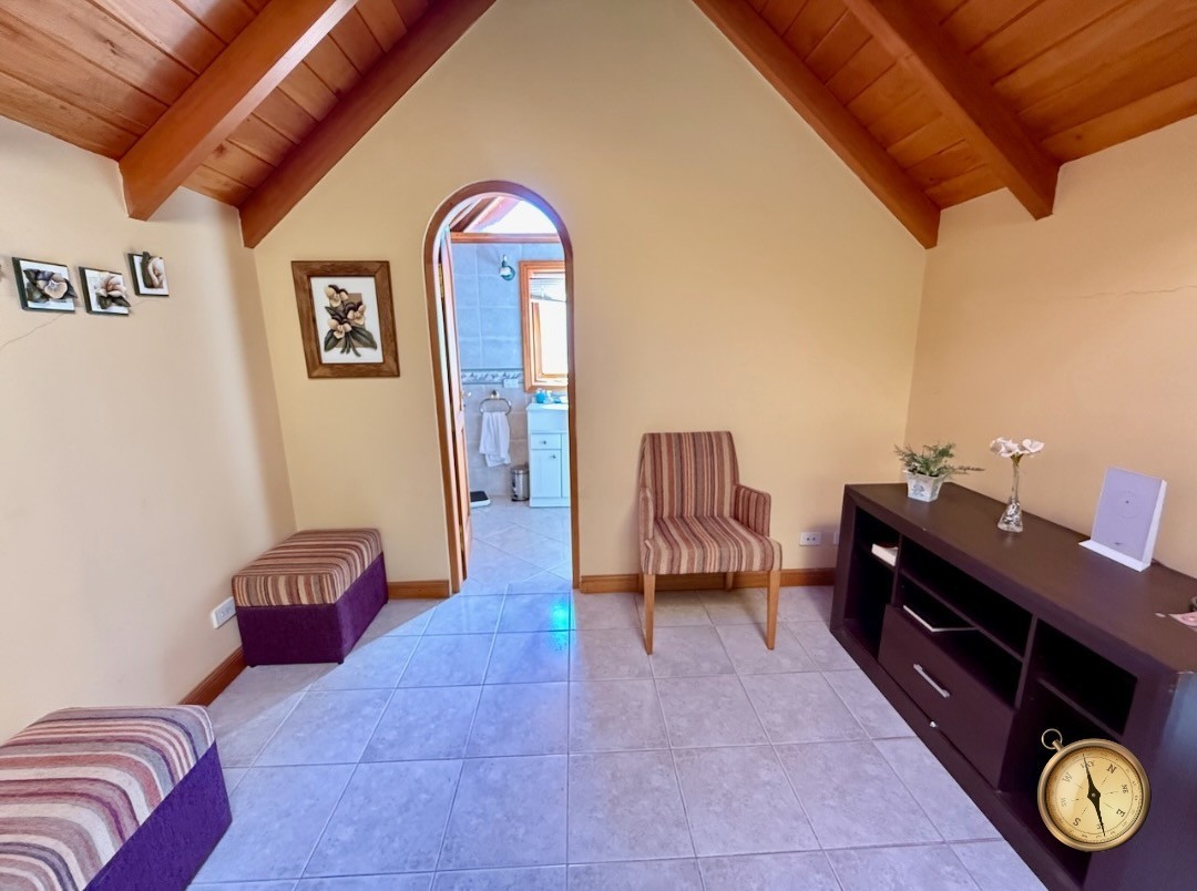 C259 - Casa de tres dormitorios - 230m2 en lote de 2163m2  - Faldeos del Chapelco 