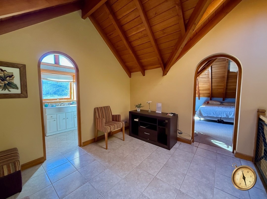 C259 - Casa de tres dormitorios - 230m2 en lote de 2163m2  - Faldeos del Chapelco 