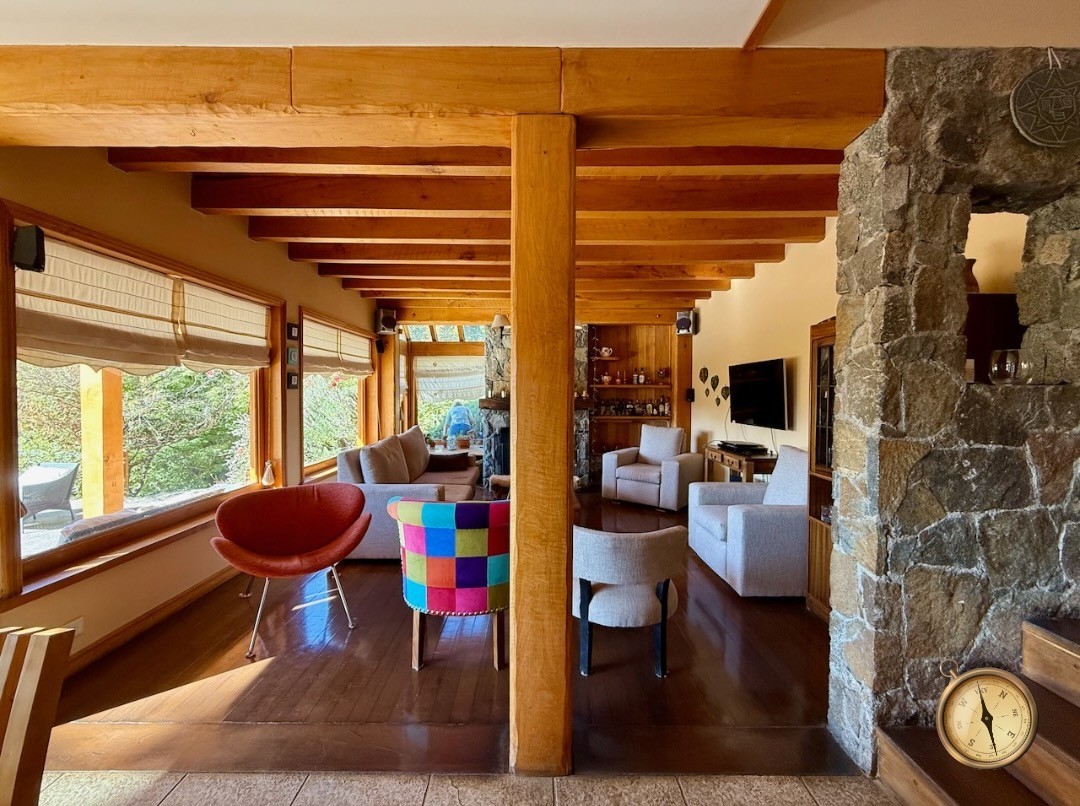 C259 - Casa de tres dormitorios - 230m2 en lote de 2163m2  - Faldeos del Chapelco 