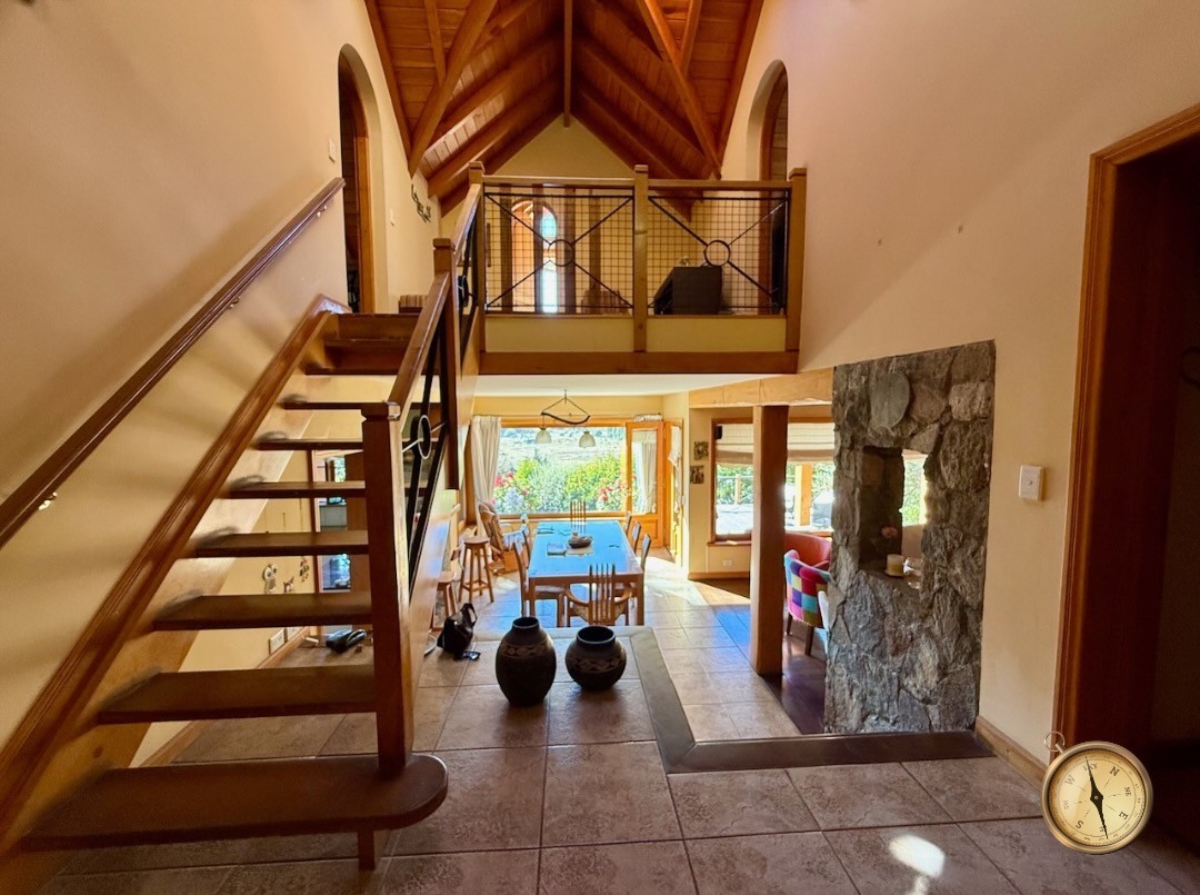 C259 - Casa de tres dormitorios - 230m2 en lote de 2163m2  - Faldeos del Chapelco 