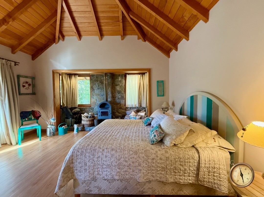 C259 - Casa de tres dormitorios - 230m2 en lote de 2163m2  - Faldeos del Chapelco 