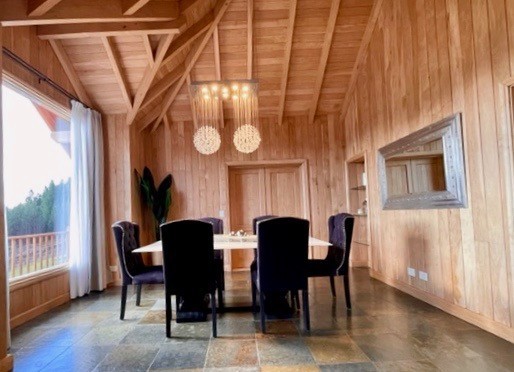 C204 - Excelente propiedad de  416 m2 en  9579 m2 - Chapelco Golf