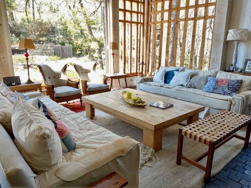 C165 - Excelente Casa de diseño 297m2 en lote de 5280m2 - La Reserva Baja