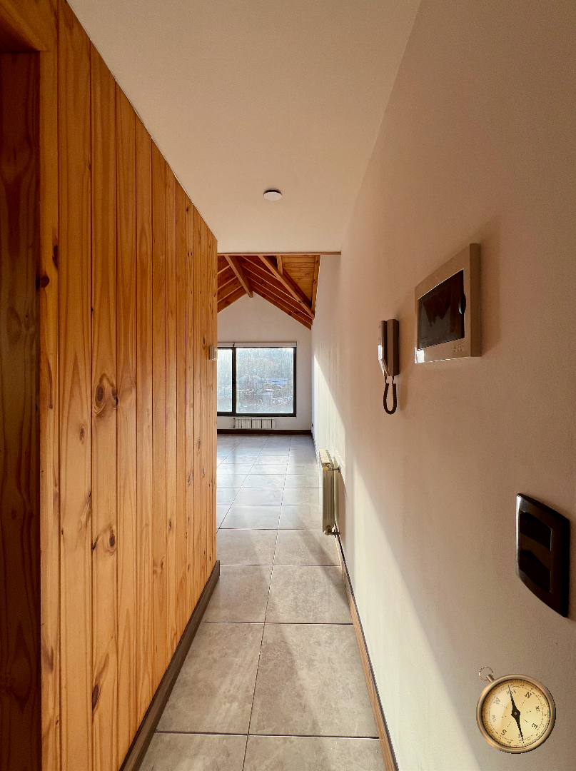 D102 - Departamento de 2 dormitorios - 55 m2 - Curruhuinca al 600 - Centro