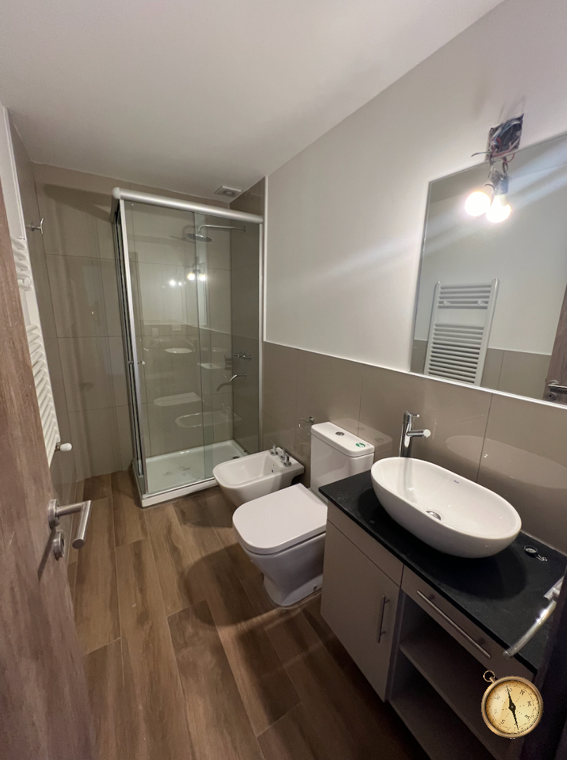 D206 - Departamento de 2 dormitorios  a estrenar  92 m2 - Av San Martin y Rodhe Centro