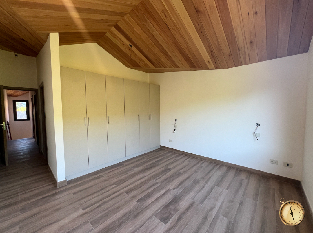 D206 - Departamento de 2 dormitorios  a estrenar  92 m2 - Av San Martin y Rodhe Centro