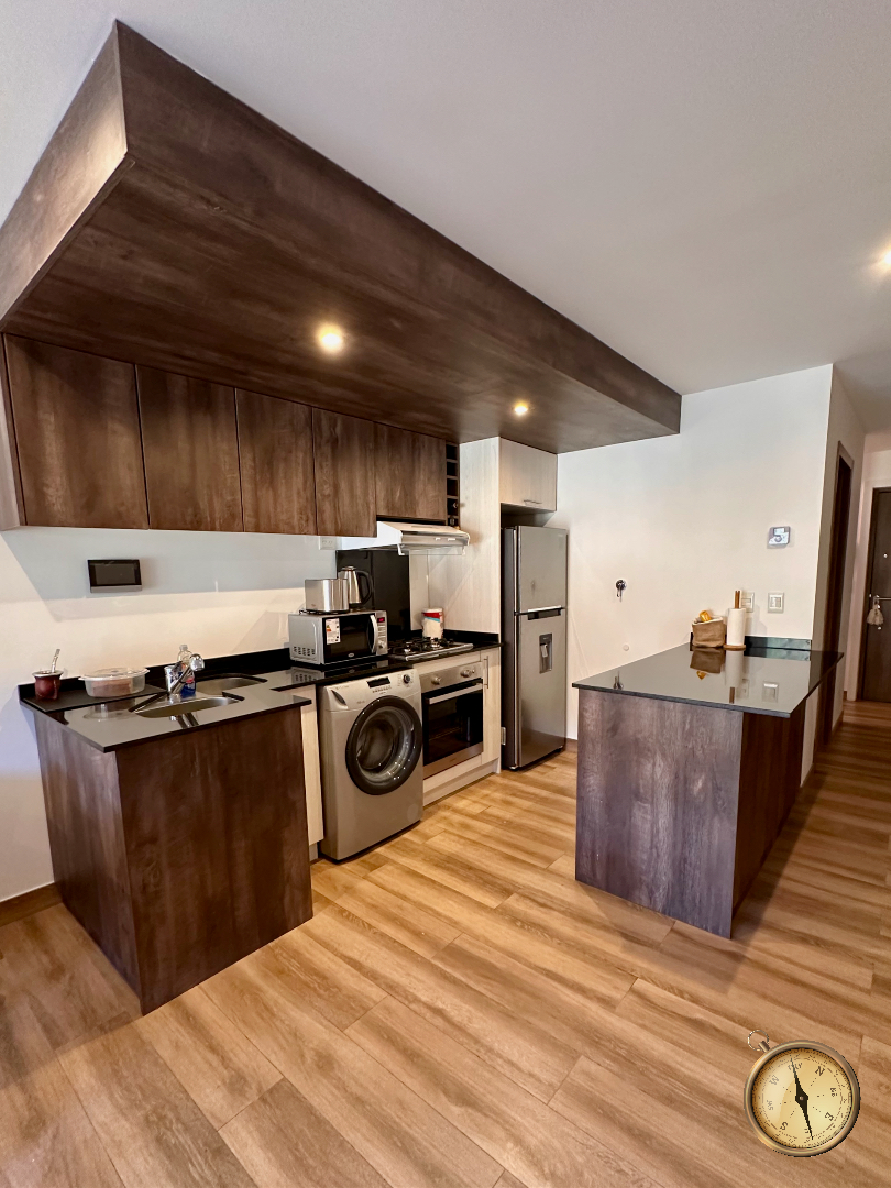 D236 - Departamento de 2 dormitorios  de 75m2 - Av San Martin y Rodhe Centro