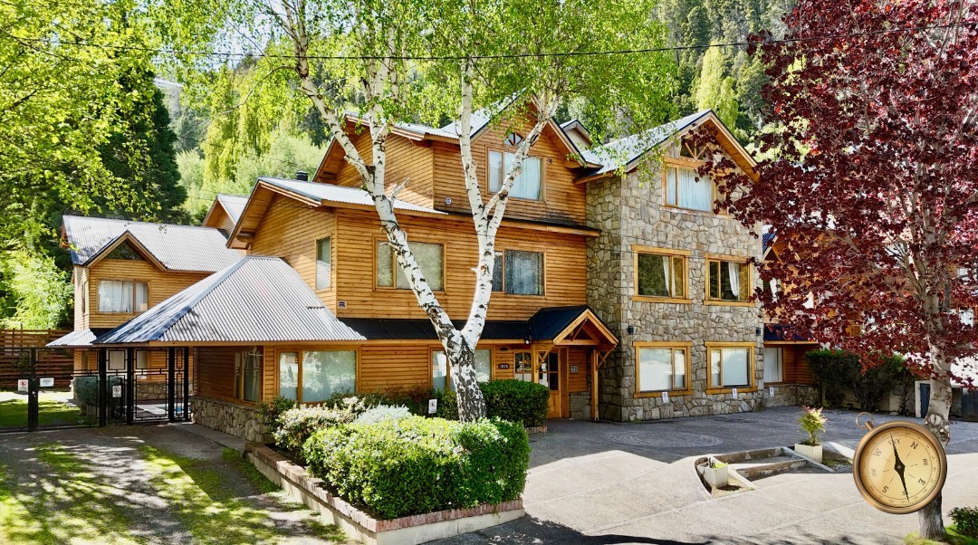 D254 - Departamento de un dormitorio con cochera -  Edificio con pileta-  Las Golondrinas -  M Moreno al 1100 -  Centro D254 - Departamento de un dormitorio con cochera -  Edificio con pileta-  Las Golondrinas -  M Moreno al 1100 -  Centro