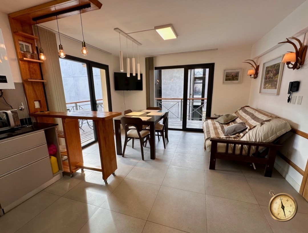 D255 - Departamento de un dormitorio con Balcon y cochera -  Villegas y Elordi -  Centro