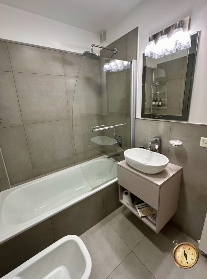 D255 - Departamento de un dormitorio con Balcon y cochera -  Villegas y Elordi -  Centro
