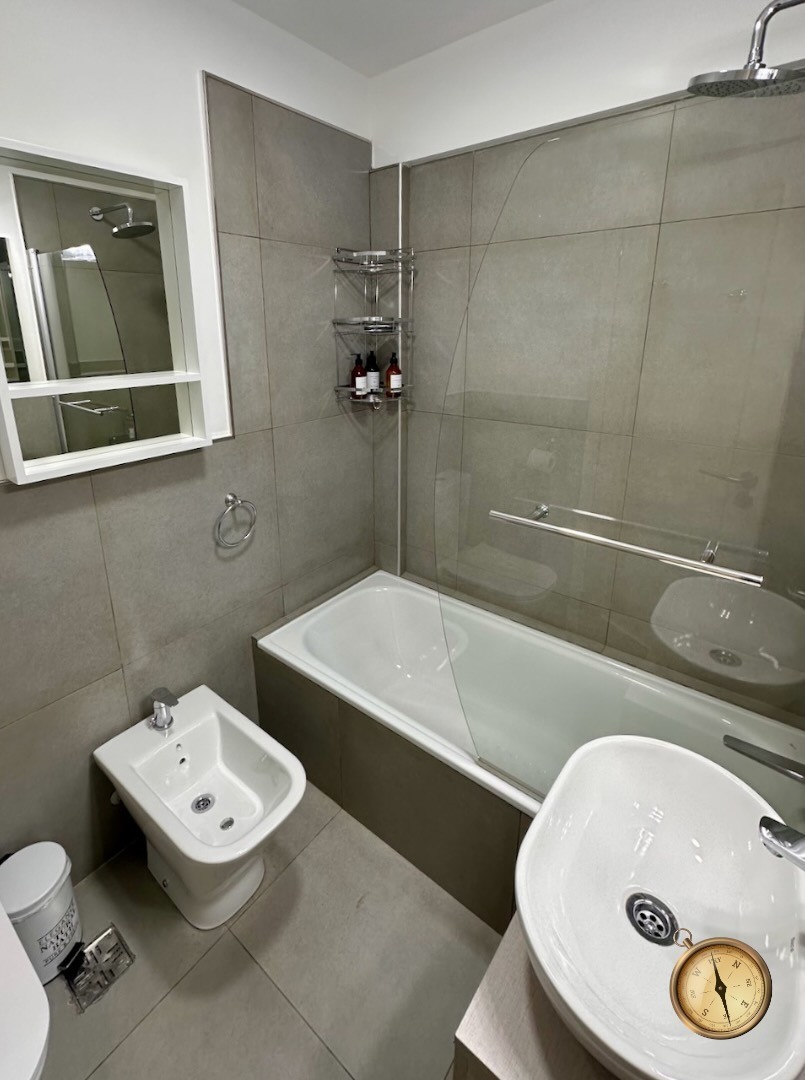 D255 - Departamento de un dormitorio con Balcon y cochera -  Villegas y Elordi -  Centro