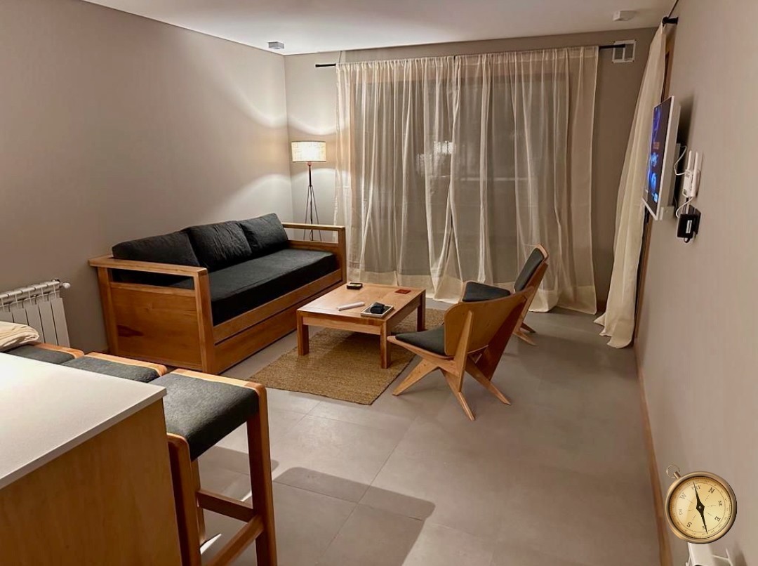 D262 - Departamento de 1 dormitorio de 47m2 con balcon - Villegas al 600 - Centro