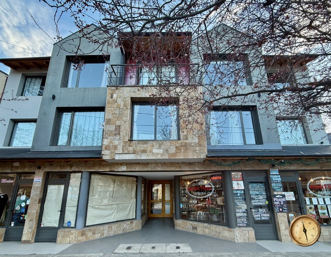 D264 - Departamento de 1 dormitorio en planta baja - Curruhuinca al 700 - Centro
