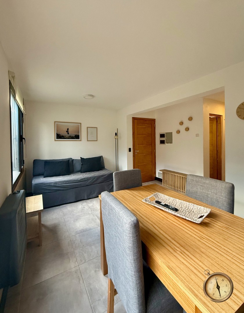 D264 - Departamento de 1 dormitorio en planta baja - Curruhuinca al 700 - Centro