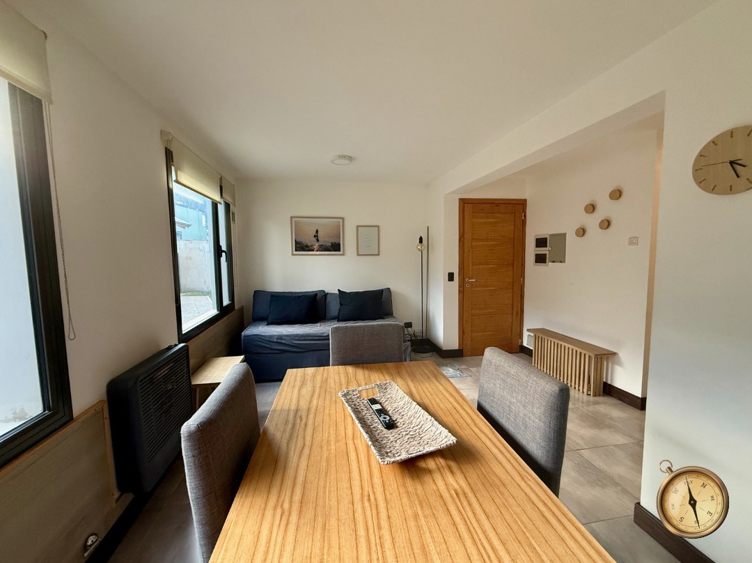D264 - Departamento de 1 dormitorio en planta baja - Curruhuinca al 700 - Centro