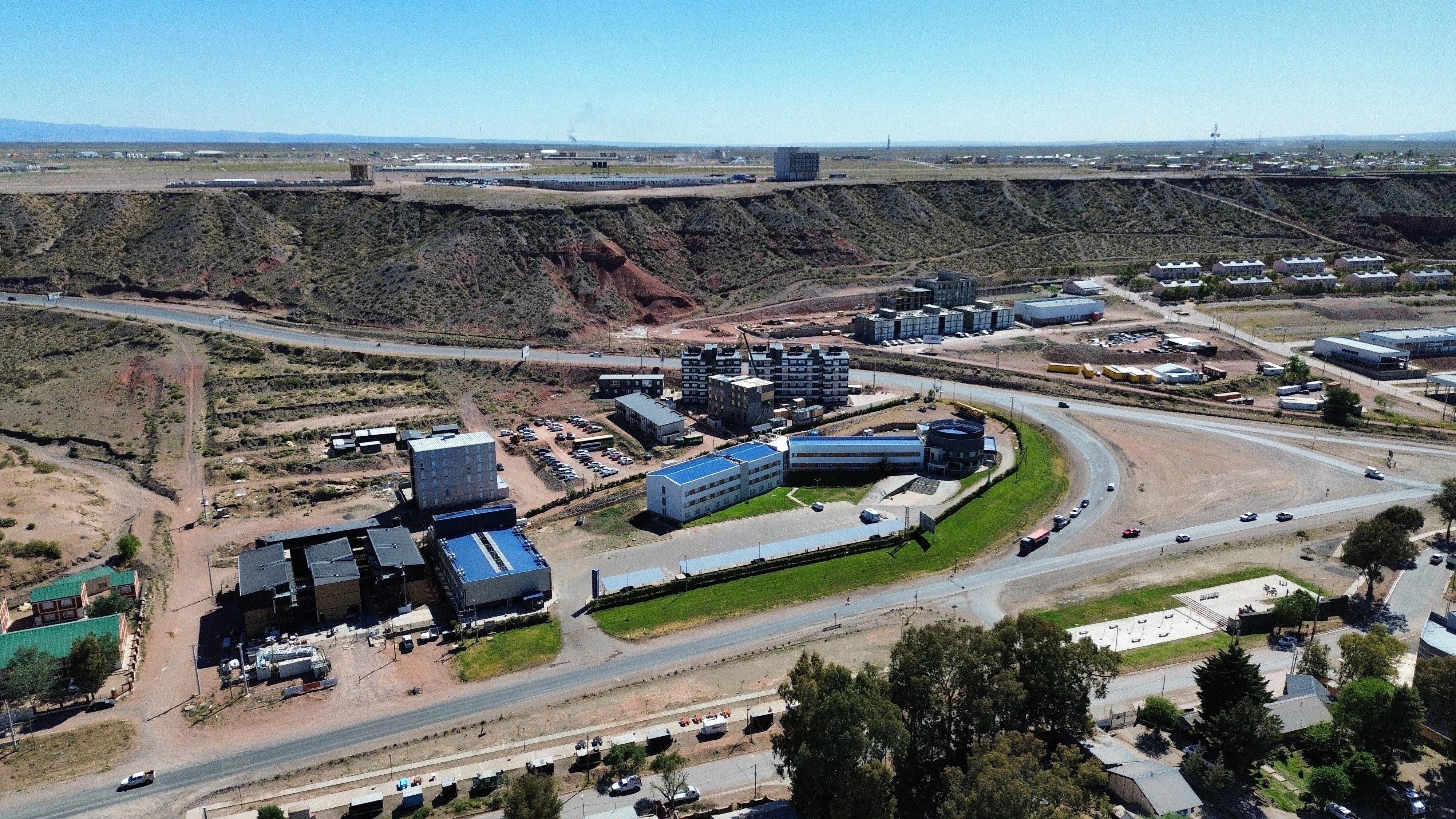 AL235 - Edificio Corporativo de 39 Unidades - Añelo