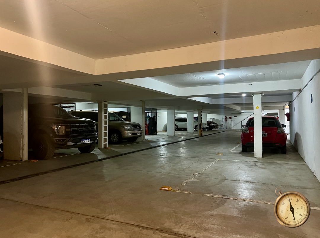 D239 -  Excelente departamento de 1 dormitorio  65m2 en Av. San Martin al 300 - Centro 
