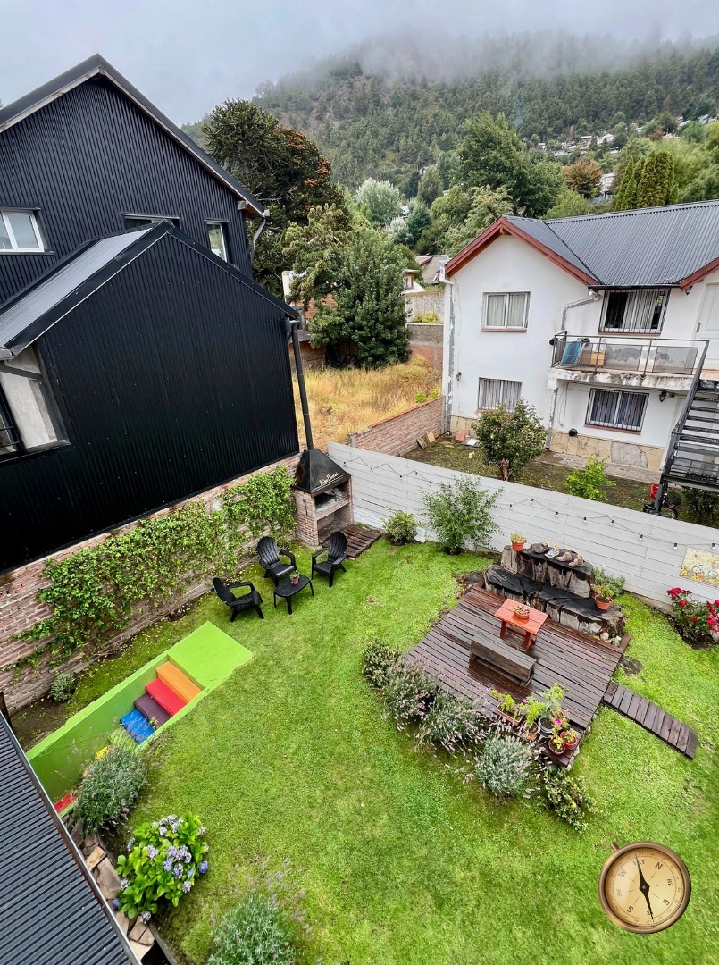 ET011 - Hostel Boutique - 400 m2 en lote de 540 m2 - Av Koessler 1500 - Centro