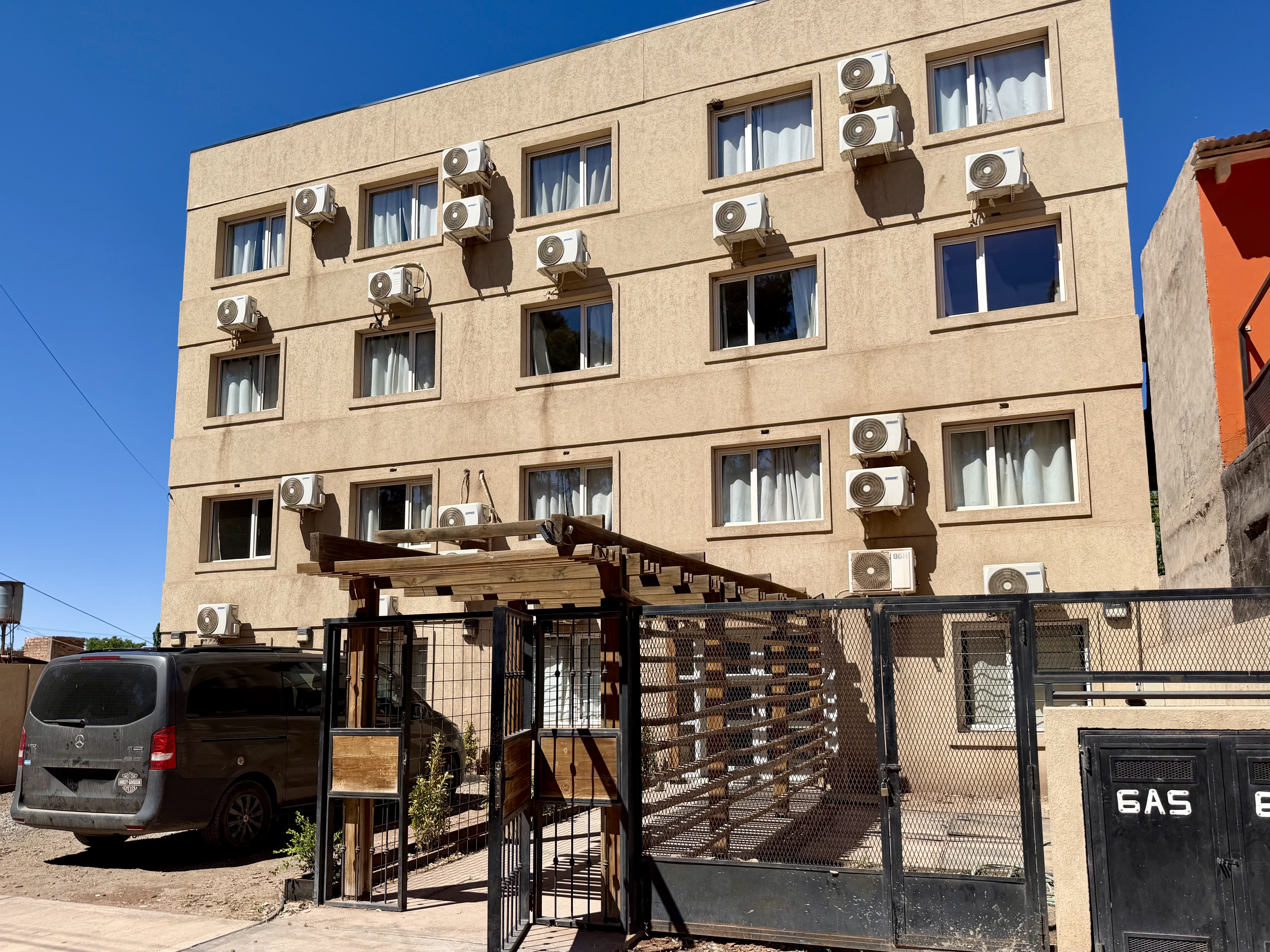 AL235 - Edificio Corporativo de 39 Unidades - Añelo