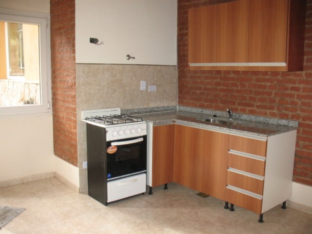 AL112 - Duplex de dos dormitorios Perito Moreno al 1800