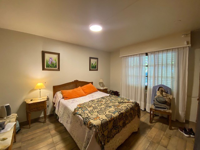 C203 - Casa de 5 dormitorios 265 m2 en lote de 500 m2 -Rivadavia esq Obeid - Centro