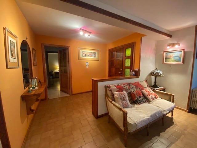 C203 - Casa de 5 dormitorios 265 m2 en lote de 500 m2 -Rivadavia esq Obeid - Centro