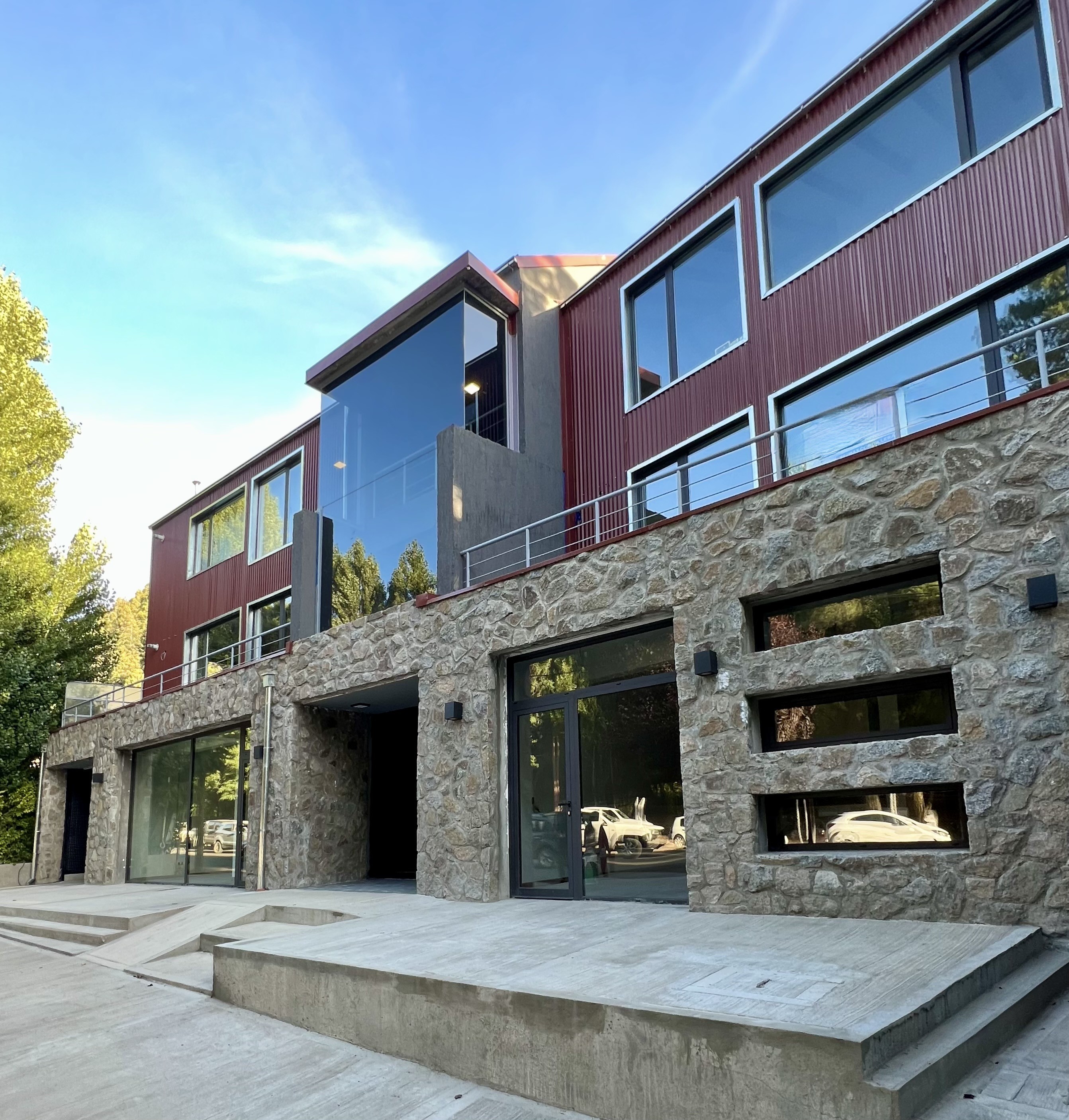D210 - Departamento  de 1 dormitorio con terraza  y cochera - 61 m2 y 6,5 m2  - Bajada de los Andes - Zona Centro