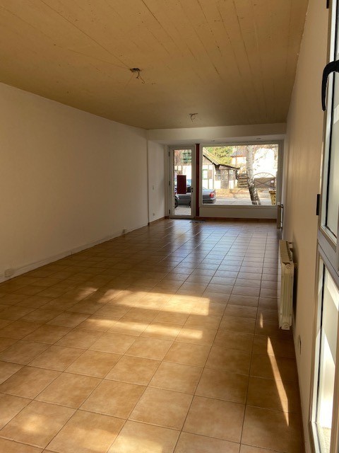 AC031 - Local Comercial Villegas y Rivadavia