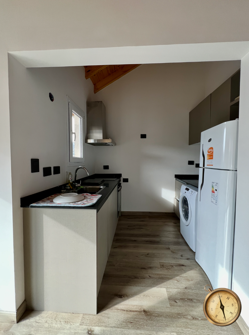 D242 - Departamento 1 dormitorio 48 m2  - 3 de Caballeria al 400 -Centro